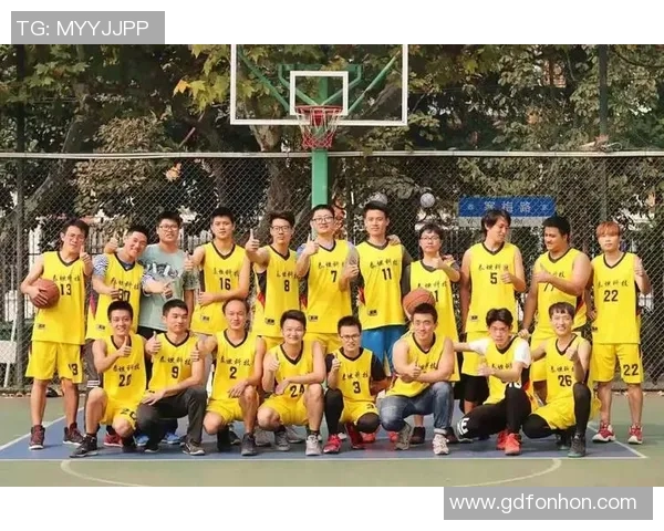 赛后分析：深圳篮球队与武汉篮球队的默契配合与战术执行探讨