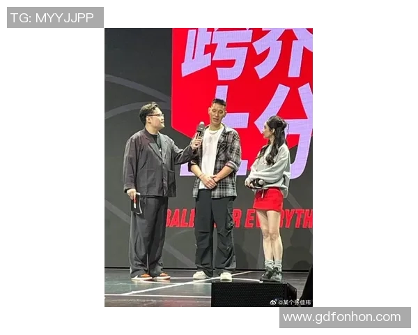 2014年林书豪对阵快船的精彩表现与赛场背后的故事揭秘