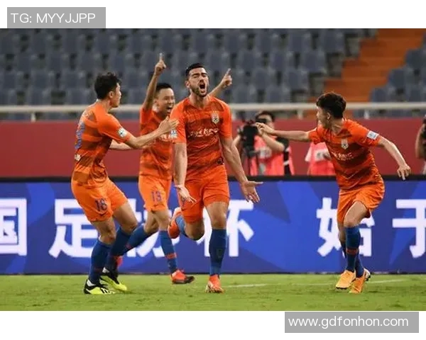 2017中超精彩对决鲁能迎战申花激烈角逐引发球迷热烈关注