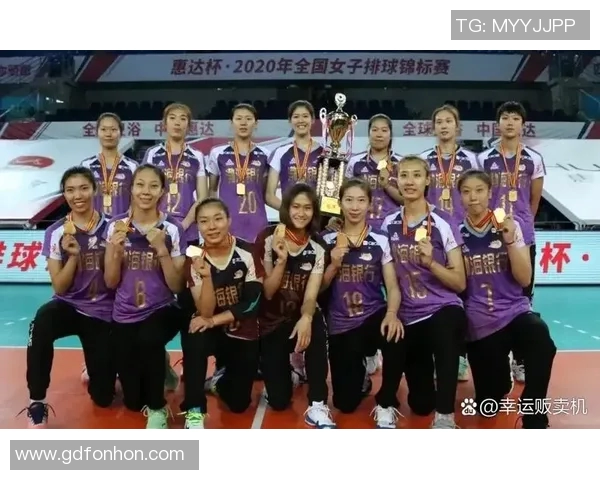 女排半决赛精彩对决辽宁队迎战天津队争夺决赛资格的激烈战斗