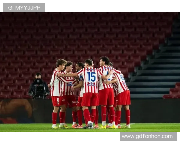 巴塞罗那与马德里竞技激战结果揭晓球迷热议精彩瞬间