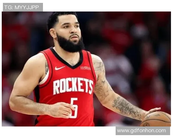 弗雷德范弗利特：从默默无闻到NBA明星的奋斗历程与成就解析