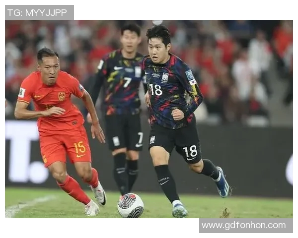 激情对决直播世预赛韩国队迎战朝鲜队全力争胜展现足球魅力 激情对决直播世预赛韩国队迎战朝鲜队全力争胜展现足球魅力