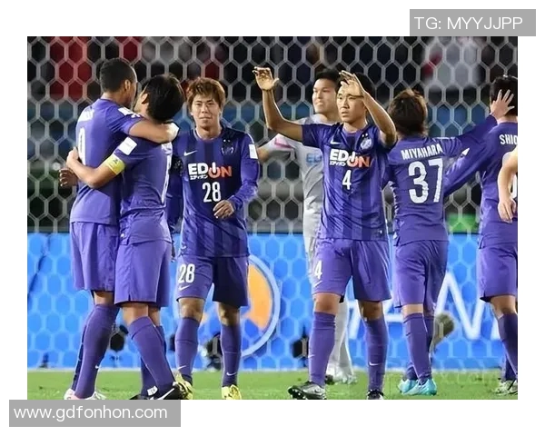 广岛三箭与墨尔本胜的精彩对决揭示亚洲足球的魅力与竞争力 广岛三箭与墨尔本胜的精彩对决揭示亚洲足球的魅力与竞争力