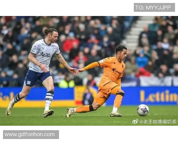 莱斯特城与热刺激战正酣赛季精彩对决引发球迷热议