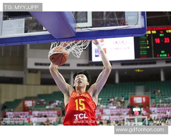 中国红队迎战突尼斯力争在国际赛场上再创佳绩 中国红队迎战突尼斯力争在国际赛场上再创佳绩