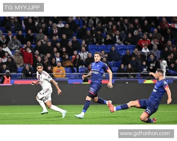 沙托鲁与克莱蒙激战在即谁能在法乙赛场中笑到最后