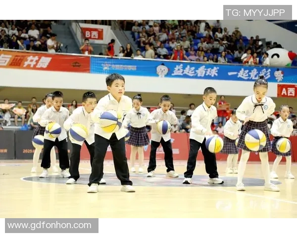 篮球操明星引领健身潮流展现运动魅力与青春活力的完美结合