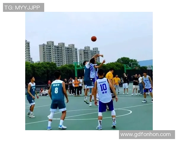 明星篮球片段集锦展现运动魅力与激情瞬间的完美结合