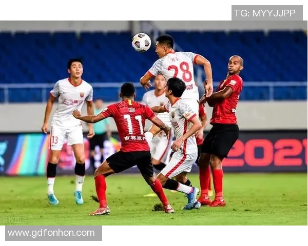 北京篮球队控制体系解析：战术运用与团队协作的深度剖析